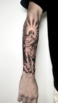 Velhinho Tattoo - Sintra - Tattoo und Piercings
