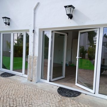 Zico - Tondela - Einbau oder Austausch der Garagentür
