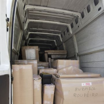 Tranpostes e mudanças C. Coelho - Penafiel - TV Mounting