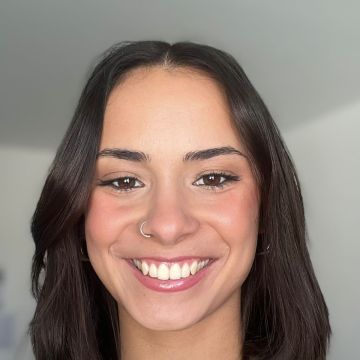 Laura Lopes - Olhão - Babysitting