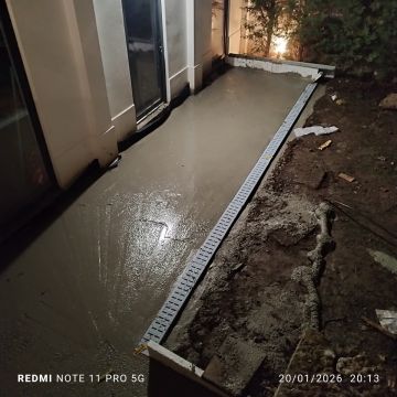 Zanelato Construções e Remodelações unipessoal Lda - Loures - Instalação, Reparação ou Remoção de Revestimento de Parede