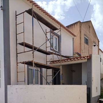 Diogo Santos - Pintura Construção Civil - Torres Vedras - Roof Cleaning