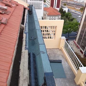 Jorge & Filho - Barreiro - Roof Cleaning