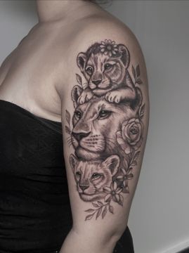Velhinho Tattoo - Sintra - Tattoo und Piercings
