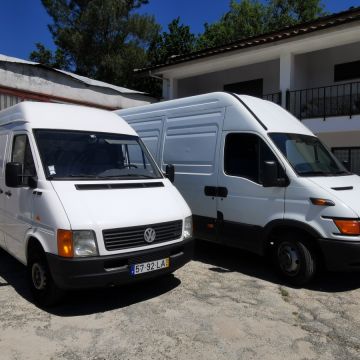 Tranpostes e mudanças C. Coelho - Penafiel - Montagem de Equipamento Desportivo