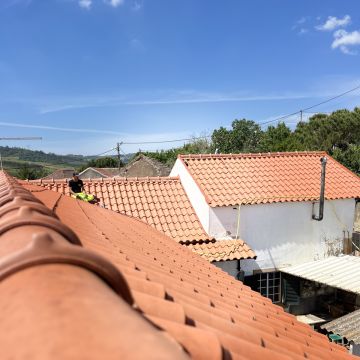 Vieira - Alenquer - Montagem de TV