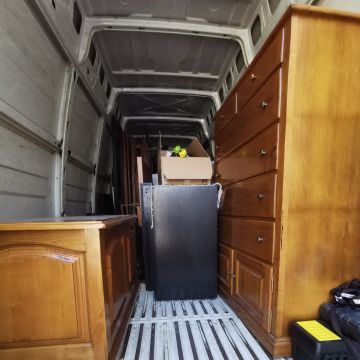 Tranpostes e mudanças C. Coelho - Penafiel - Crib Assembly