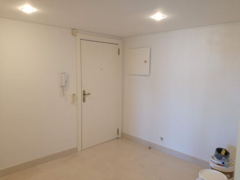 Painting Company - Caldas da Rainha - Pintura de Portas