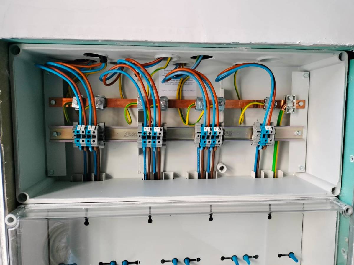 Voltluz Instalações Elétricas - Leiria - Problemas eléctricos y de cableado