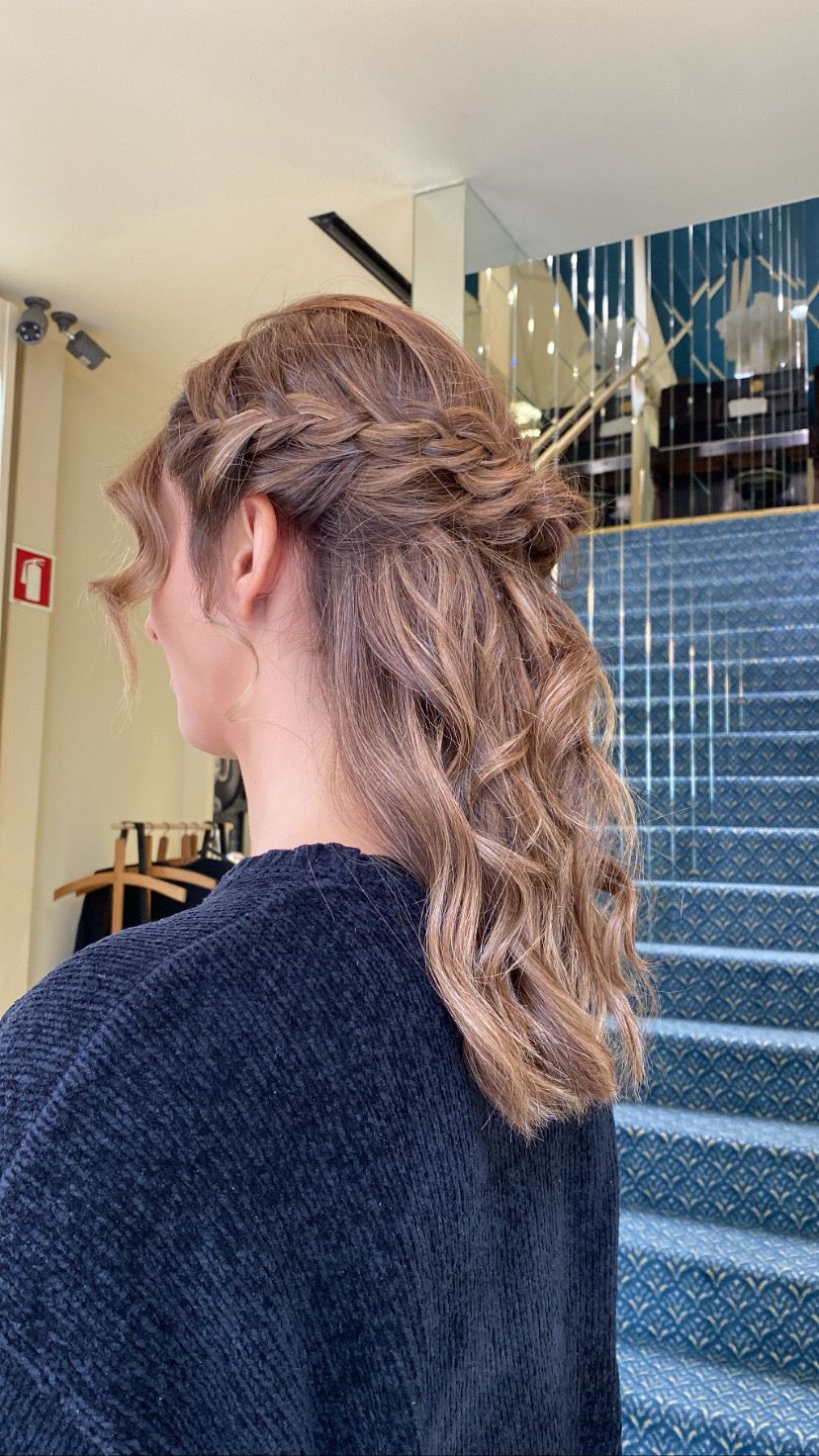 Ariadna - Matosinhos - Hairdressers and Makeup Artists