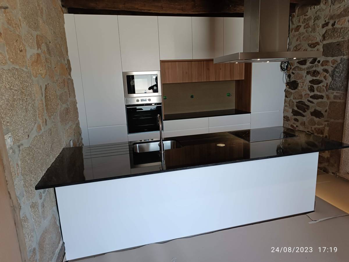 FB carpintaria - Sever do Vouga - Montagem de  Cama