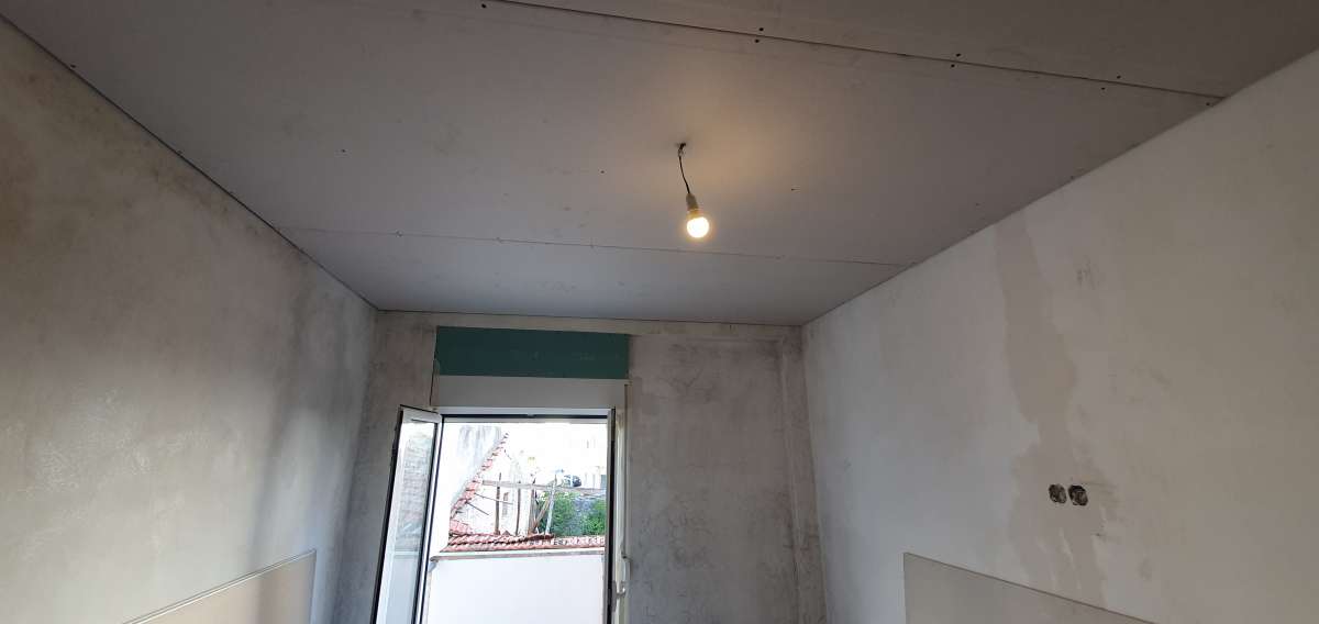 ADRO RENOVATIONS - Cascais - Roof Cleaning
