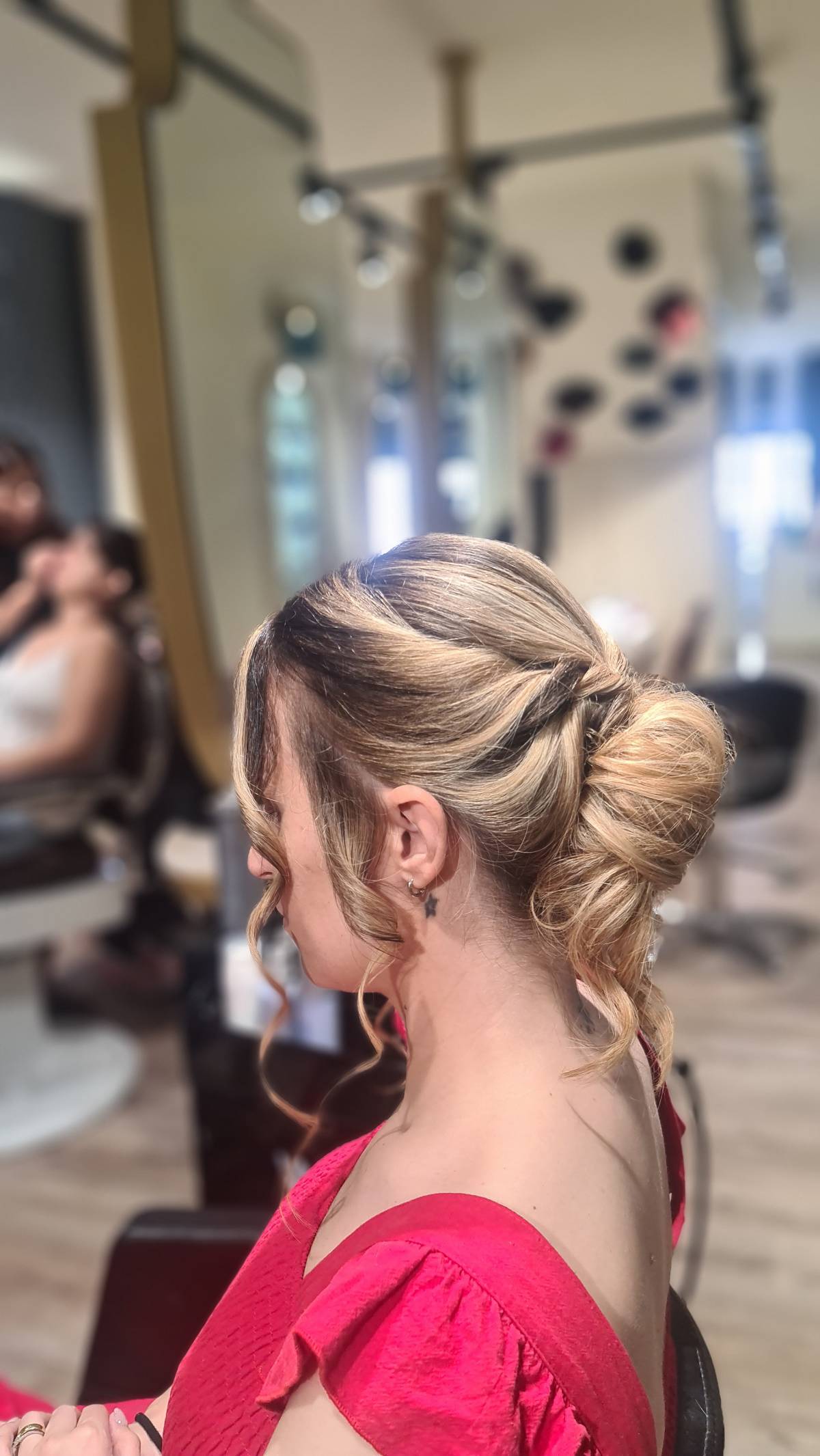 Ariadna - Matosinhos - Hairdressers and Makeup Artists
