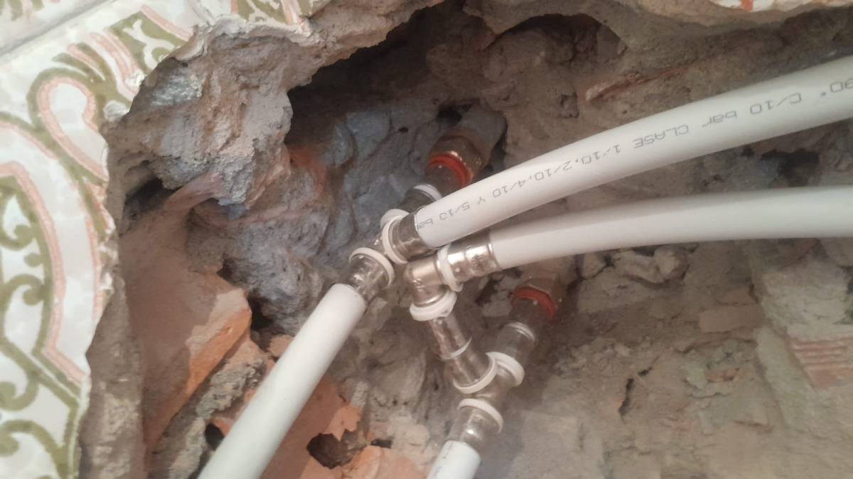 Silva Canalização e Serviços - Lisboa - Plumbing Pipe Installation