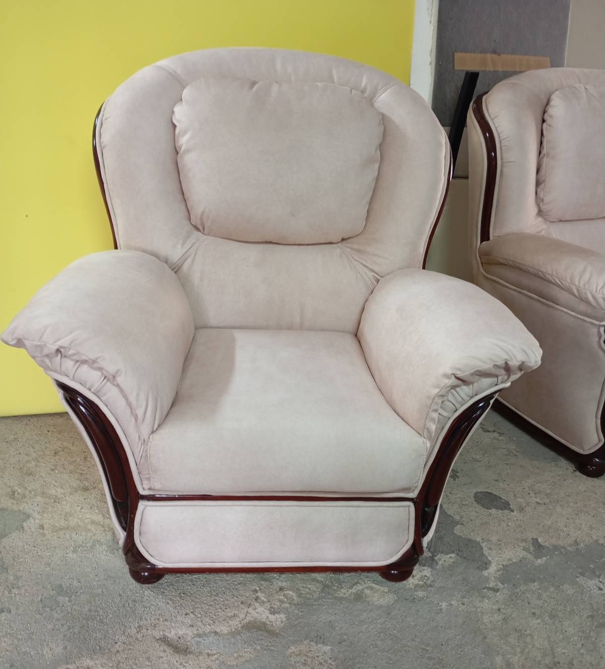 RT Estofos - Paredes - Upholstery Service