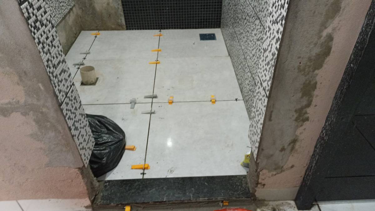 REMODELING _excelência em remodelação de casas de banho - São João da Madeira - Kitchen Tiling