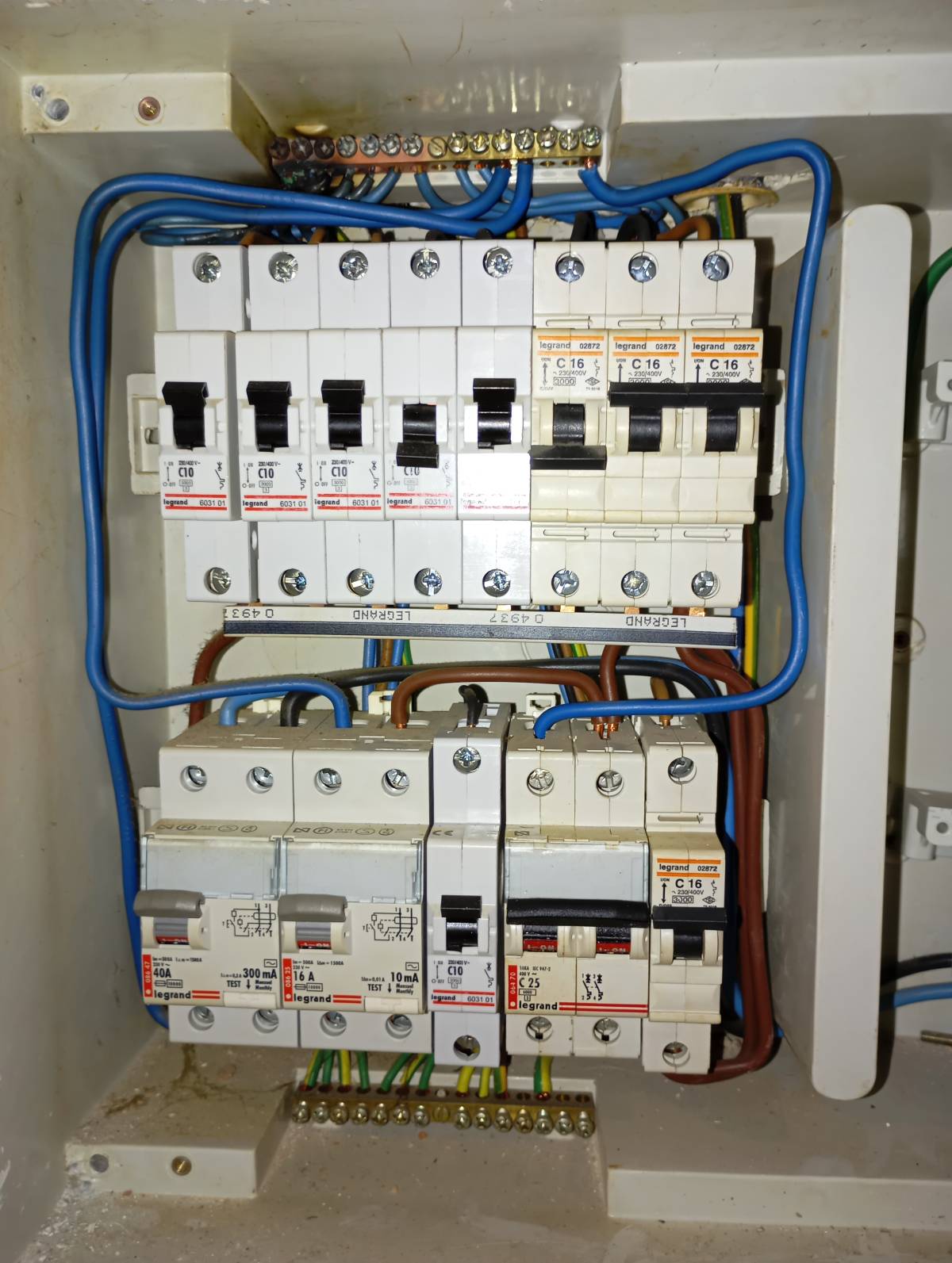Duilyo - Alenquer - Problemas eléctricos y de cableado