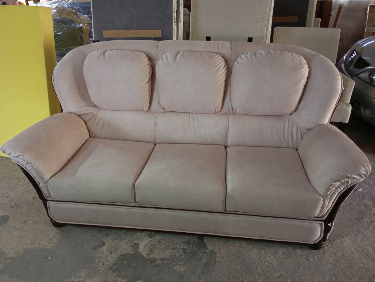 RT Estofos - Paredes - Leather Repair Conditioning and Restoration