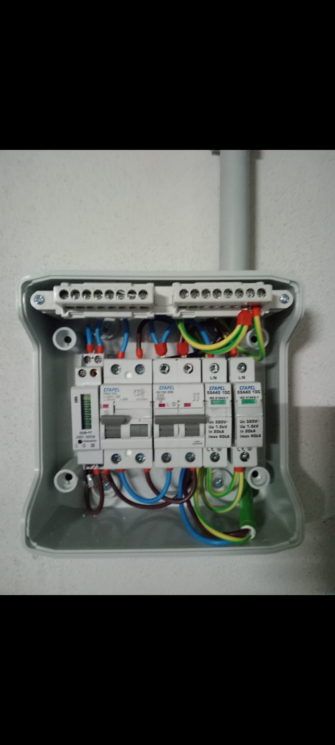 Wellington Tec.Eletricista - Valongo - Problemas Elétricos e de Cabos