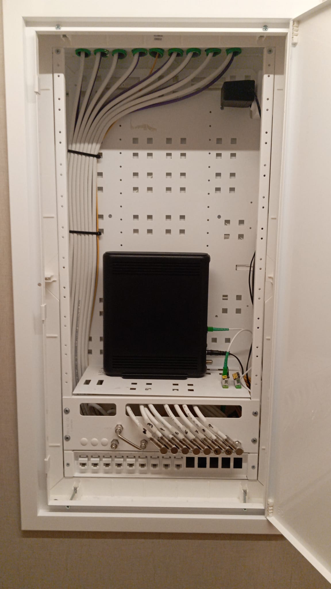 Voltluz Instalações Elétricas - Leiria - Instalación de generadores