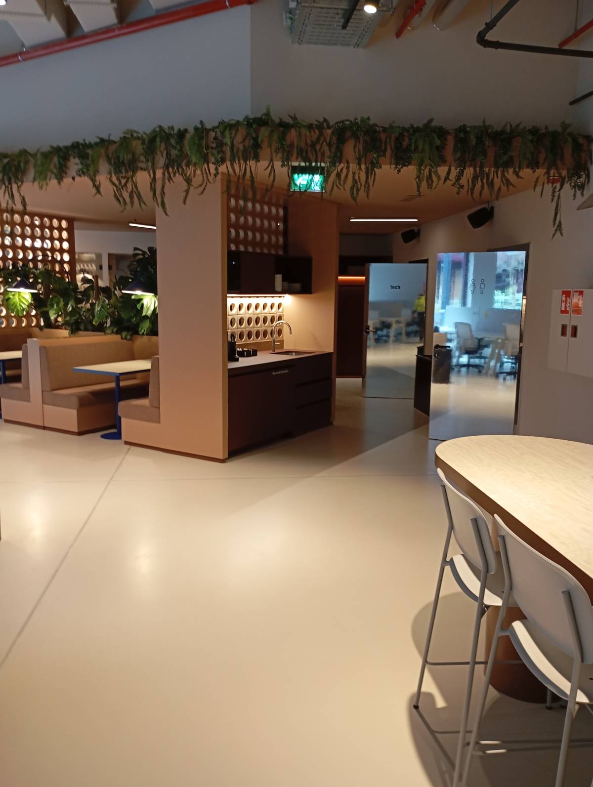 FB carpintaria - Sever do Vouga - Montagem de Suporte para TV