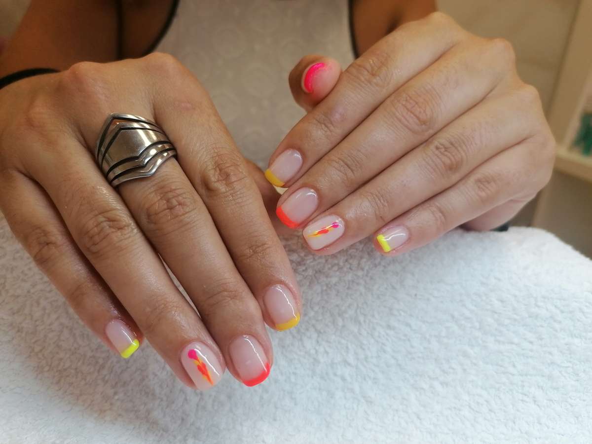 Solange - Seixal - Beauty services