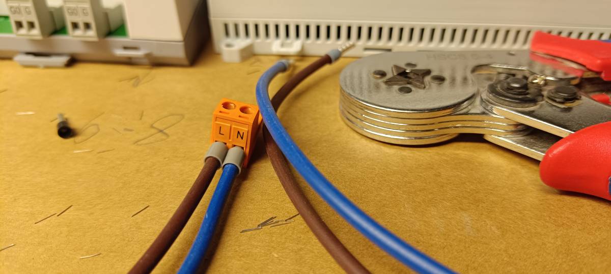 Servicelétrica - Cascais - Switch and Outlet Repair