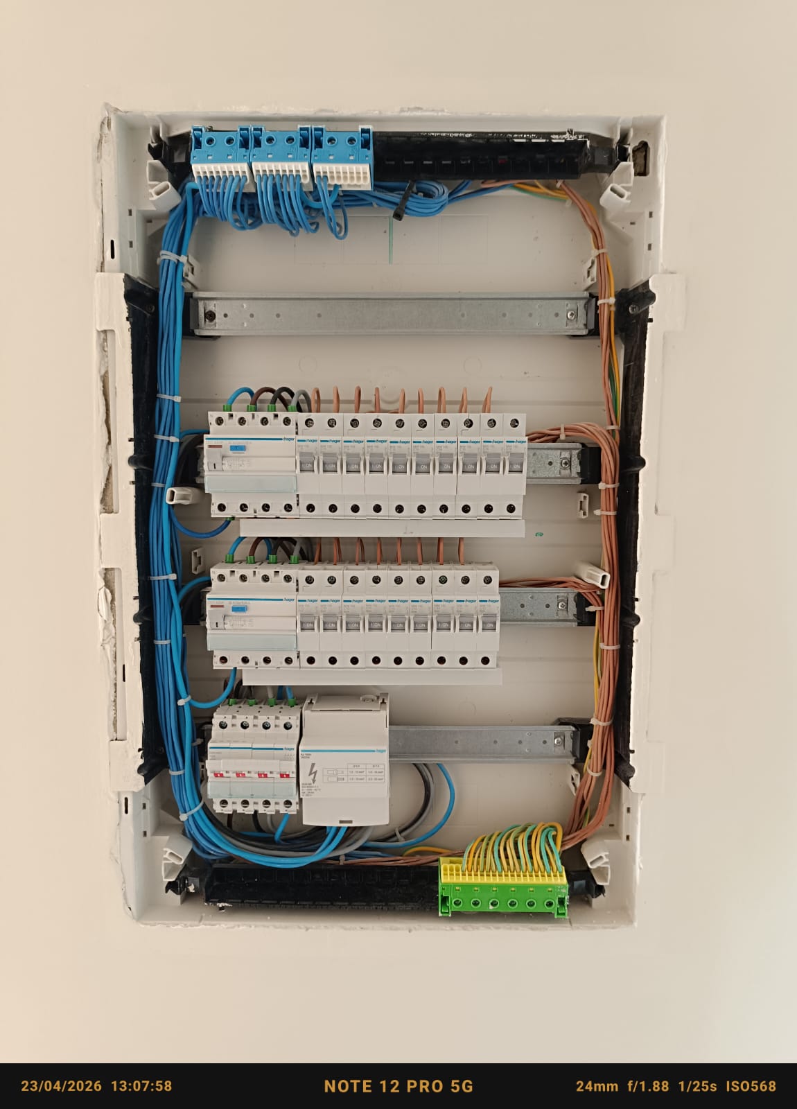 Voltluz Instalações Elétricas - Leiria - Reparación de cajas de fusibles