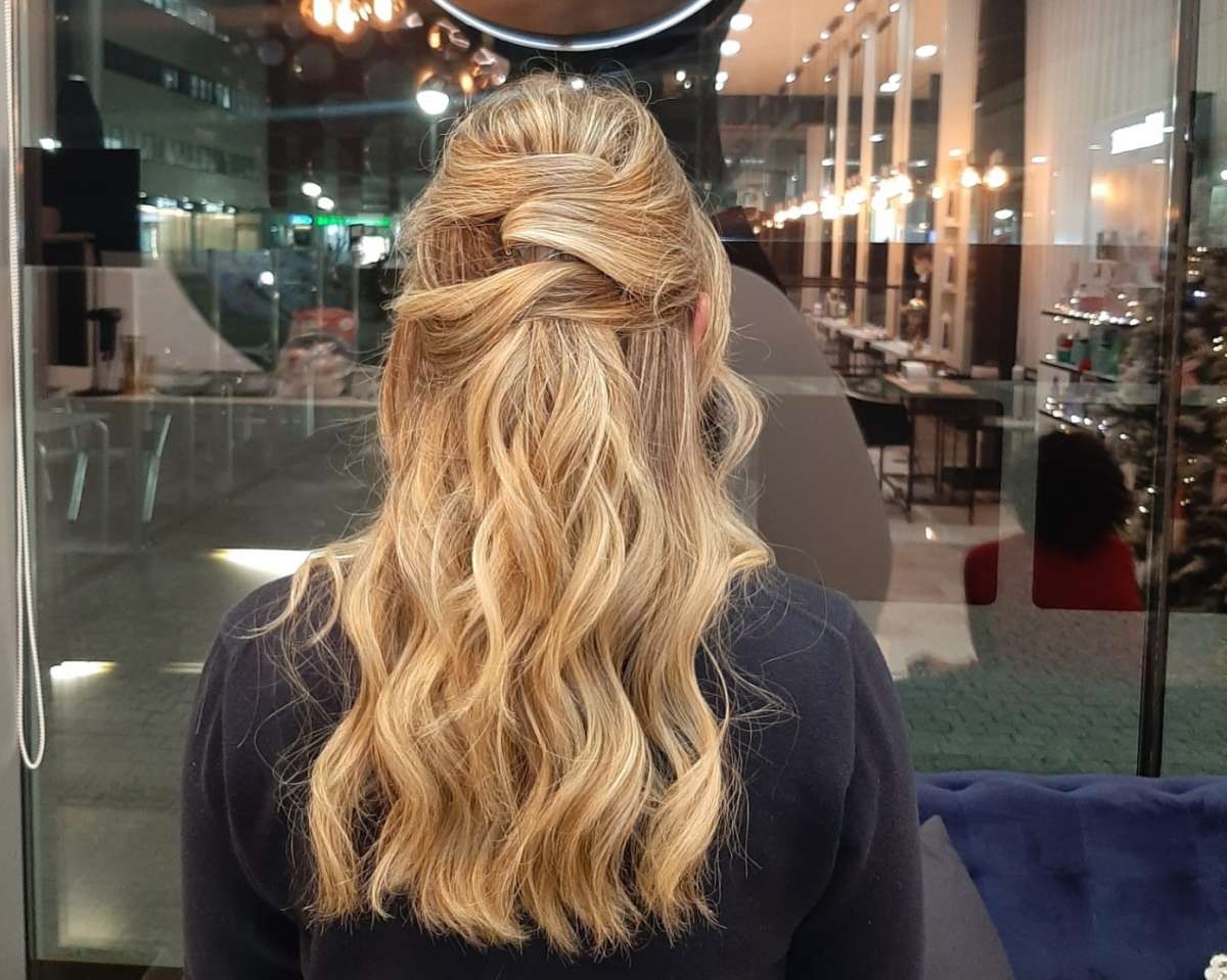 Ariadna - Matosinhos - Event Hair Styling