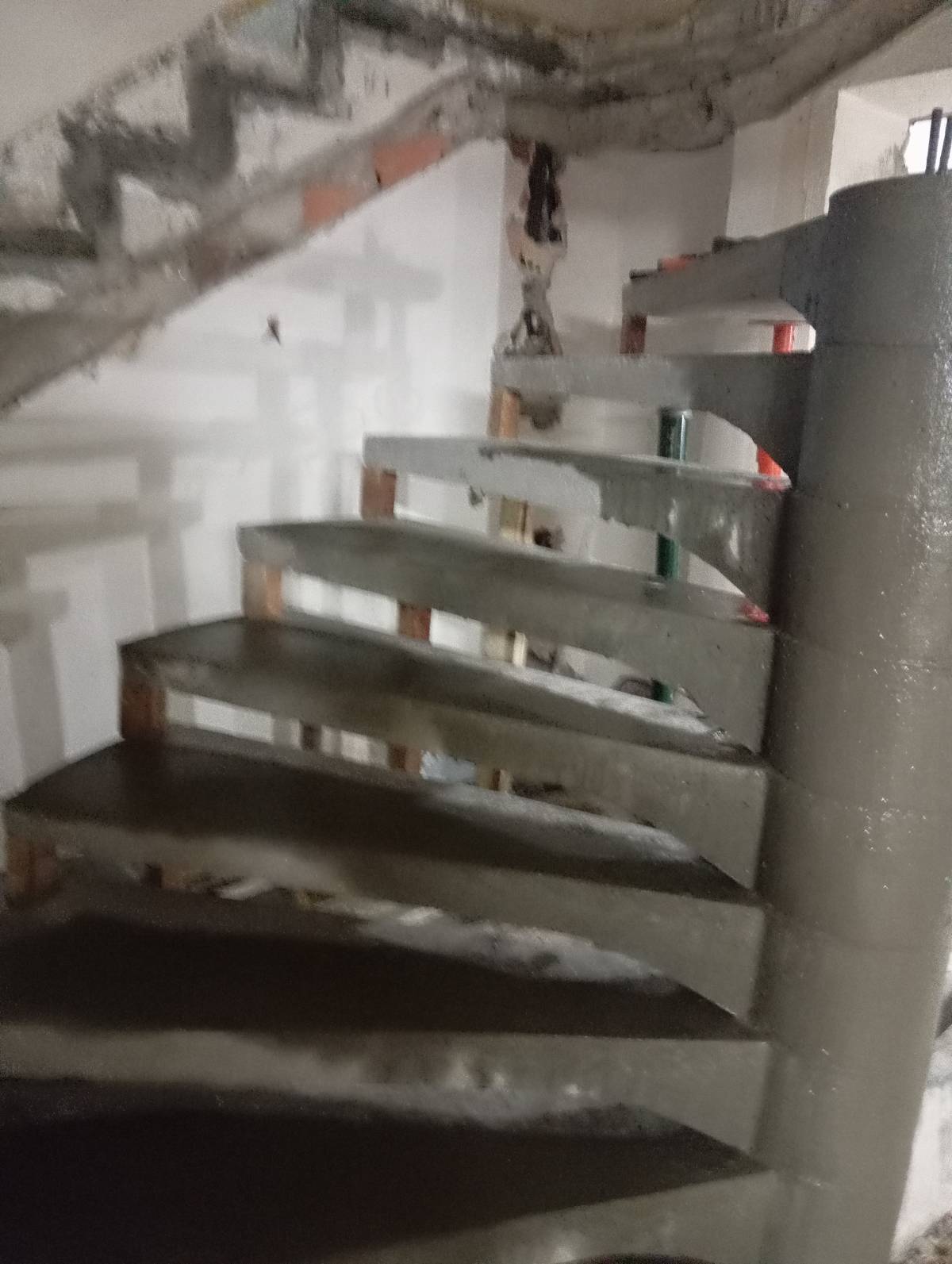 Newobra - Gondomar - Wände, Trockenbau, und Treppen