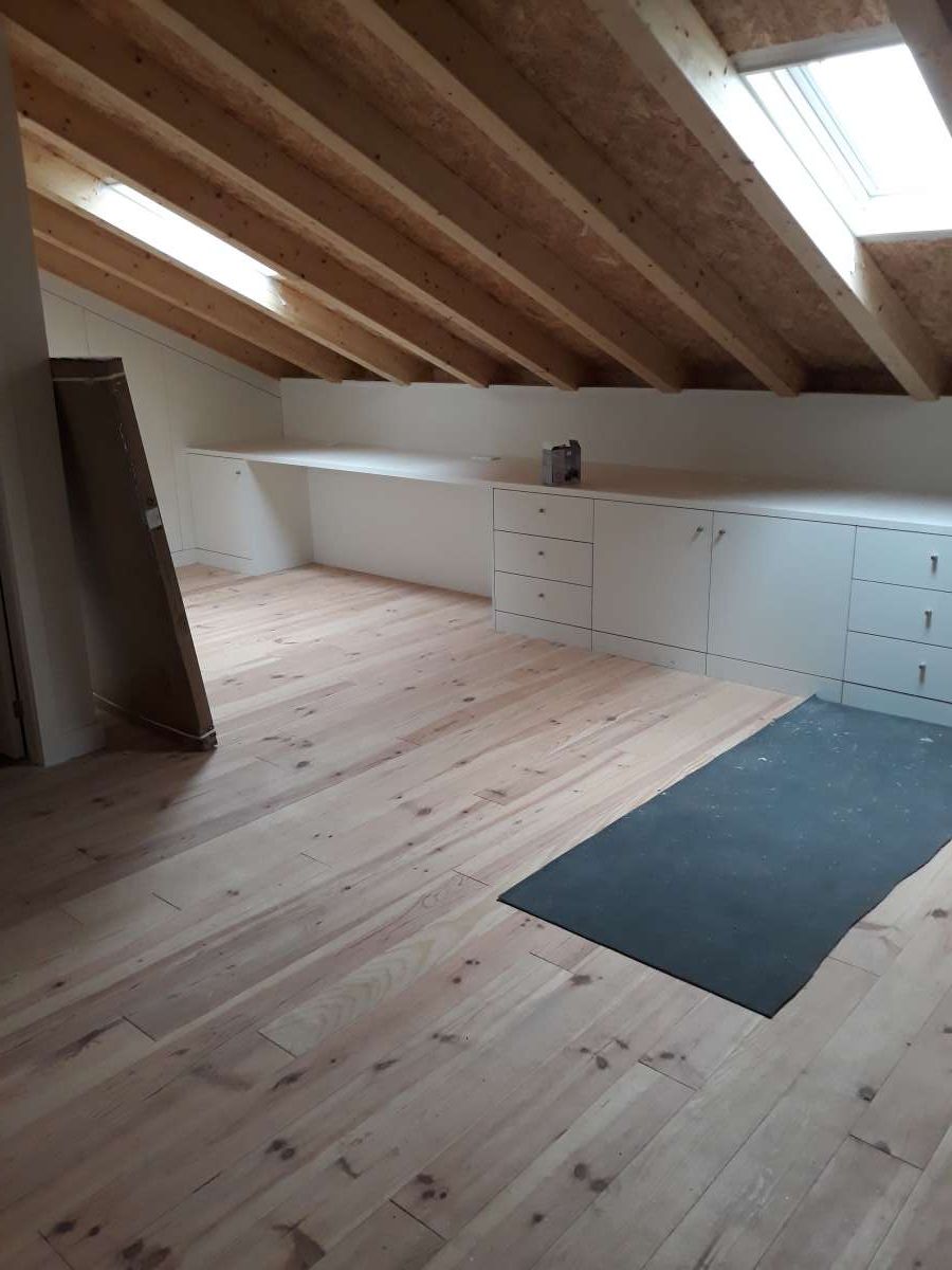 Remate Frequente - Braga - Instalação de Pavimento Vinílico ou Linóleo