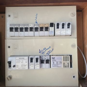 Remodelações e eletricidade - São João da Madeira - Reparação de Telemóvel ou Tablet