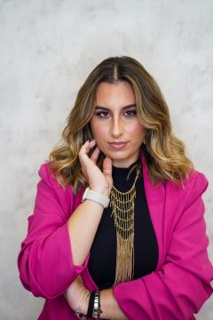 Ariadna - Matosinhos - Hairdressers and Makeup Artists