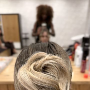 Ariadna - Matosinhos - Event Hair Styling