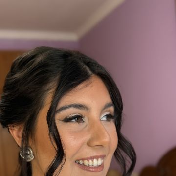 Ariadna - Matosinhos - Wedding Hair Styling