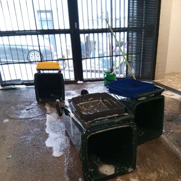 Limpa Comigo - Loures - Explicações de Latim