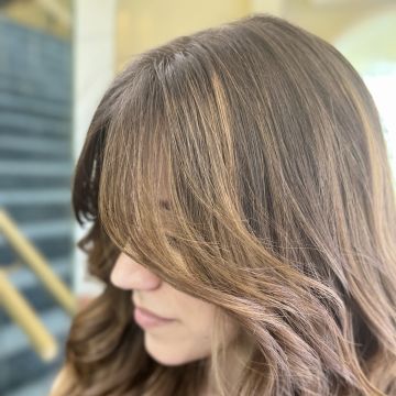 Ariadna - Matosinhos - Hairdressers and Makeup Artists