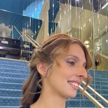 Ariadna - Matosinhos - Hairdressers and Makeup Artists