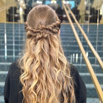 Ariadna - Matosinhos - Event Hair Styling
