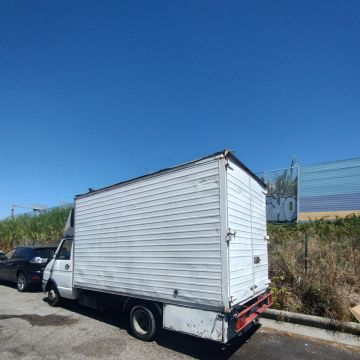 JL Cavalinho Transportes e Mudanças - Lisboa - Montagem de Mesa de Bilhar