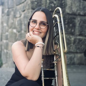 Sara Sousa - Porto - Harmonica Lessons