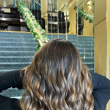 Ariadna - Matosinhos - Hairdressers and Makeup Artists