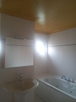 Fábio Leiria - Sesimbra - Instalação de Pavimento em Pedra ou Ladrilho