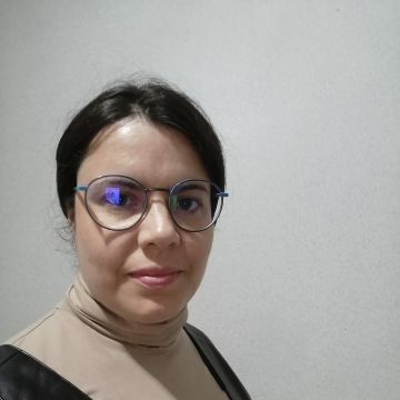 Cristina Araujo - Monção - Tarot Card Reader Entertainment