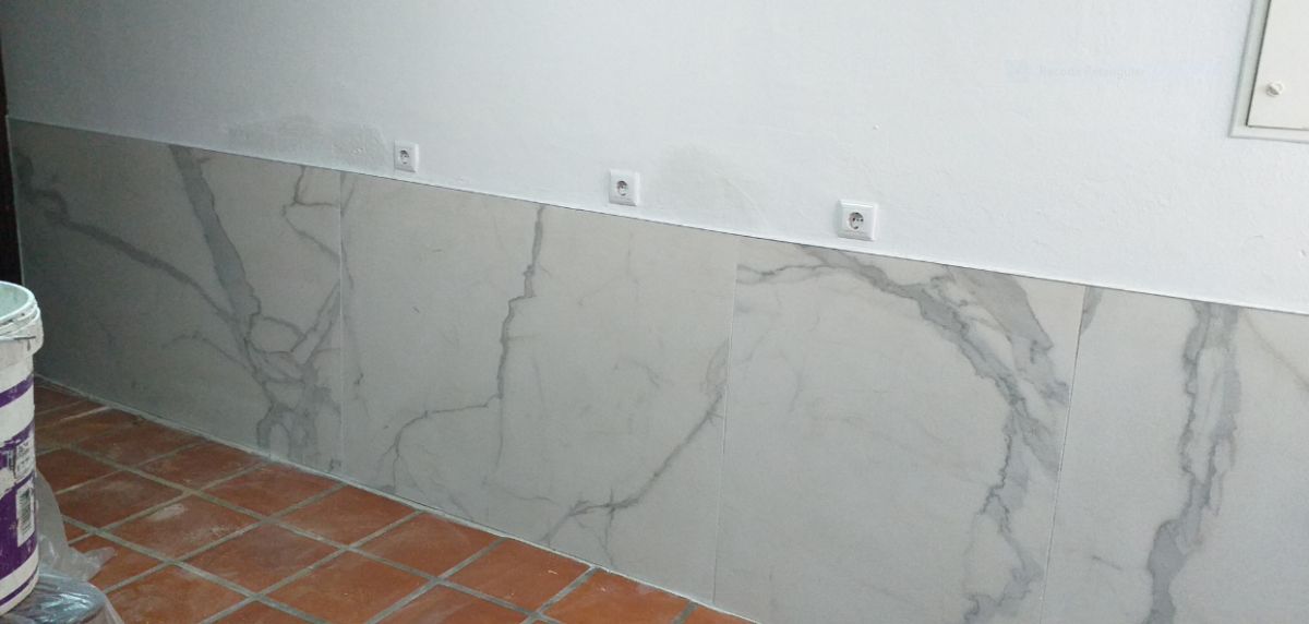 Eugenio Verela - Cantanhede - Stone or Tile Flooring Installation