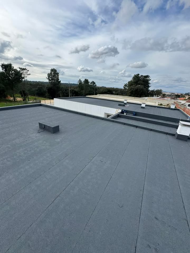 S-H REMODELAÇÕES GERAIS - São João da Madeira - Roof Cleaning