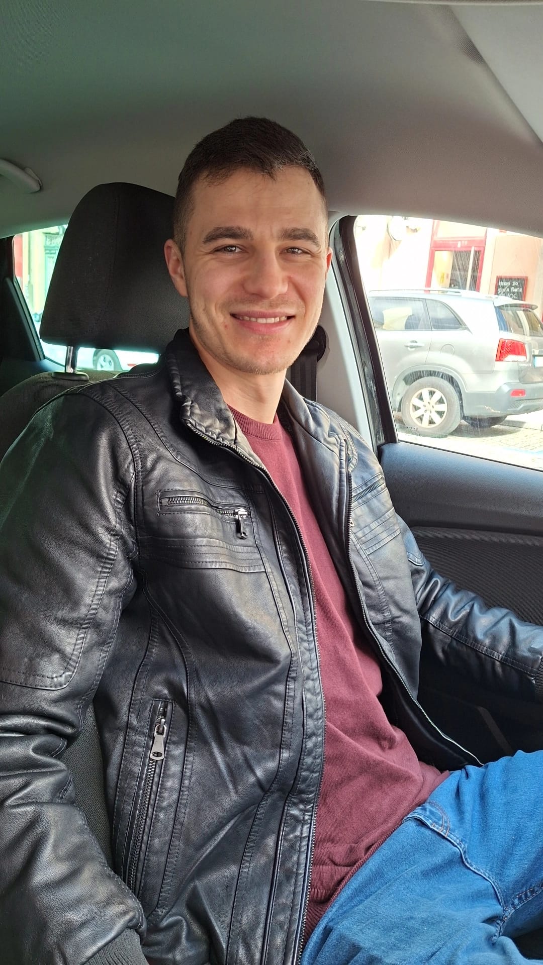 Anderson Braganholi - Viseu - Ongoing Meal Delivery