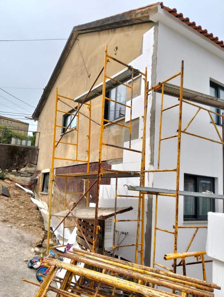 S-H REMODELAÇÕES GERAIS - São João da Madeira - Stair Installation