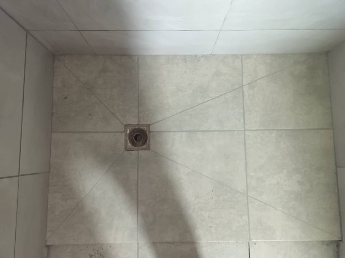 Jackson - Valongo - Schrank reparieren