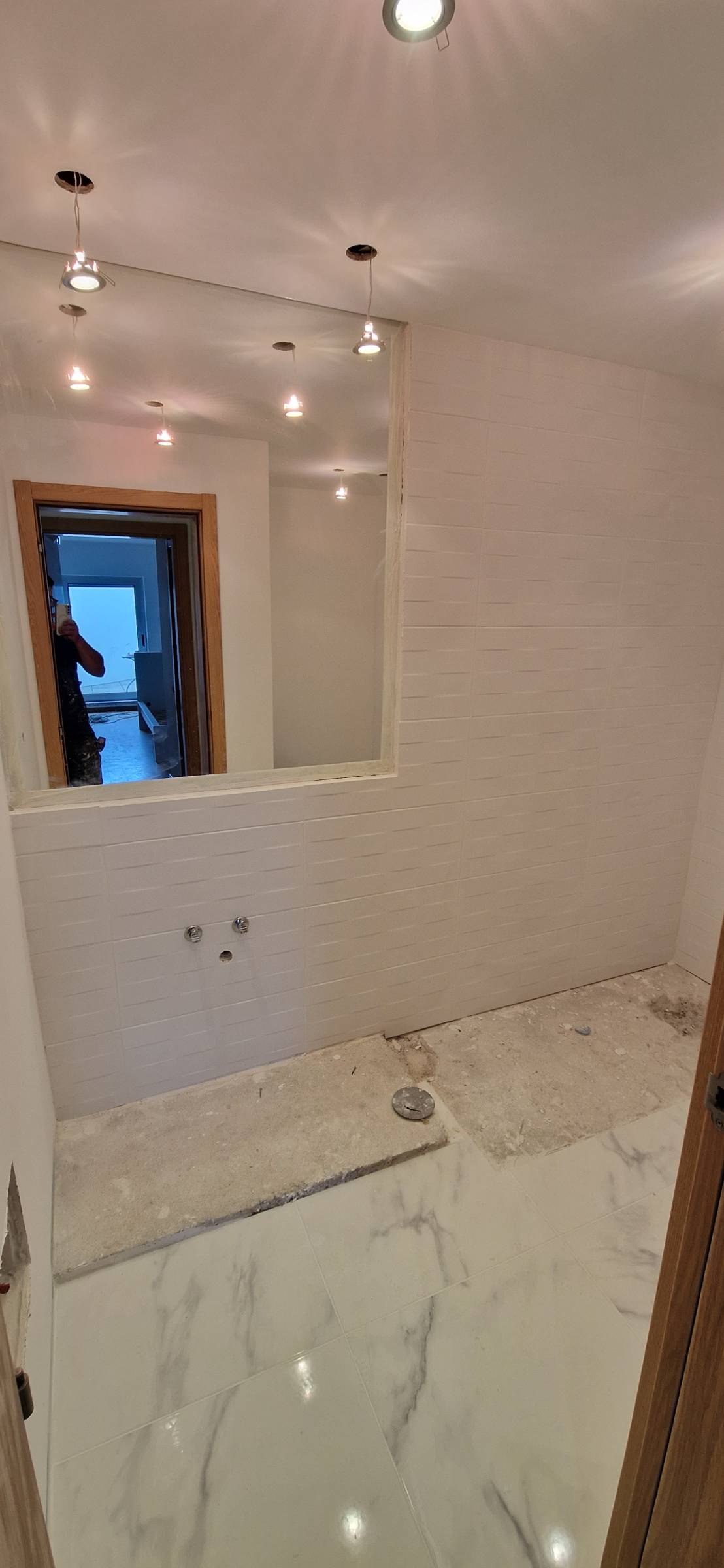 Rodrigo Costa remodelação e instalação. - Almada - Remodelação de Loja